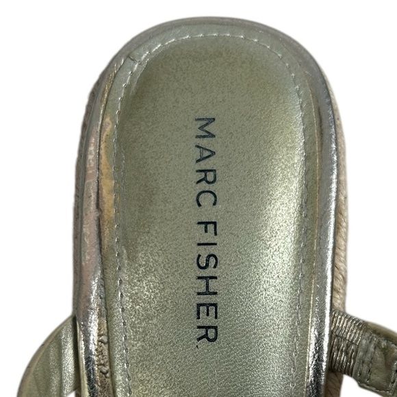 Marc Fisher Cazzie 2 Gold Faux Leather Criss Cross Strappy Wedge Sandals SZ 8.5 - Picture 8 of 15